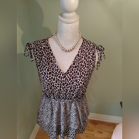 Michael Kors Blouse - Picture 3 of 10